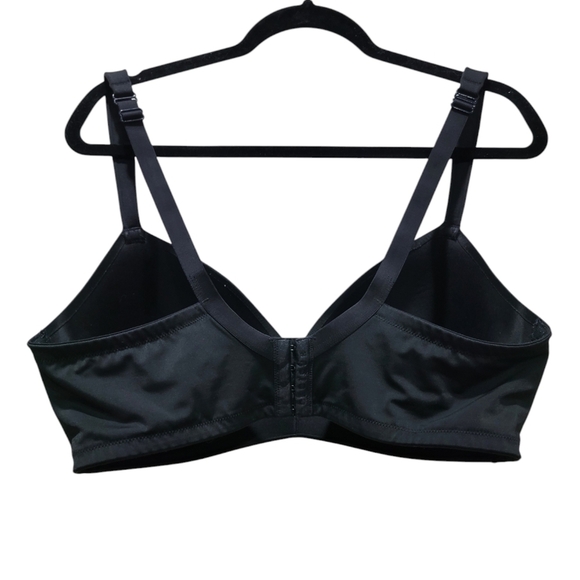 Cacique RN118641 Black T-Shirt No Wired Lightly Lined Bra Size 40DD EUC - Picture 3 of 5